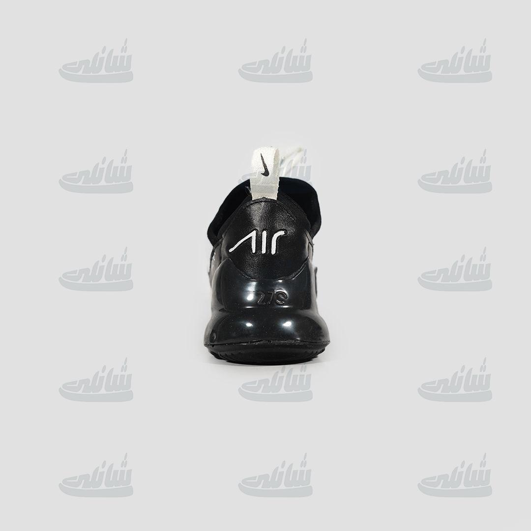 photo_6051112950581806862_y