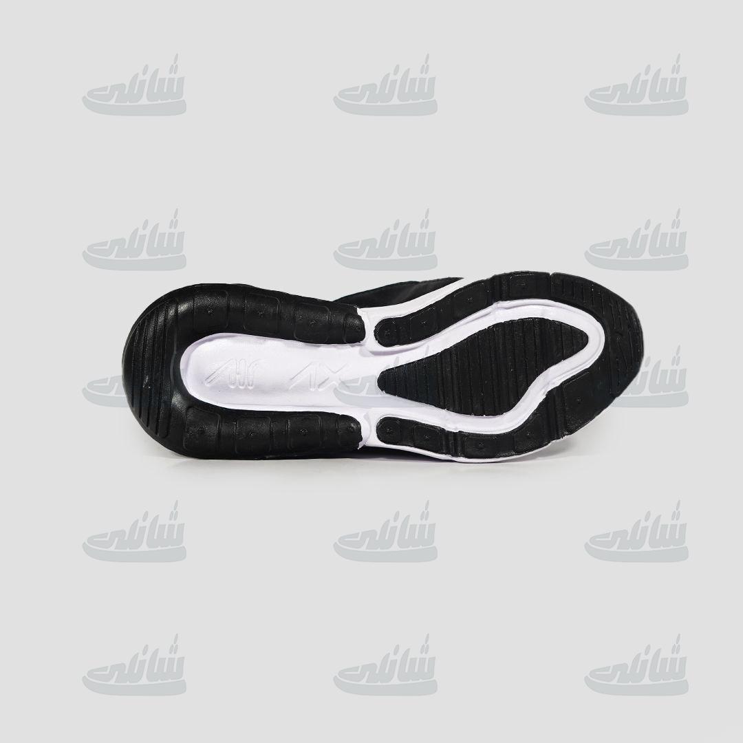 photo_6051112950581806863_y