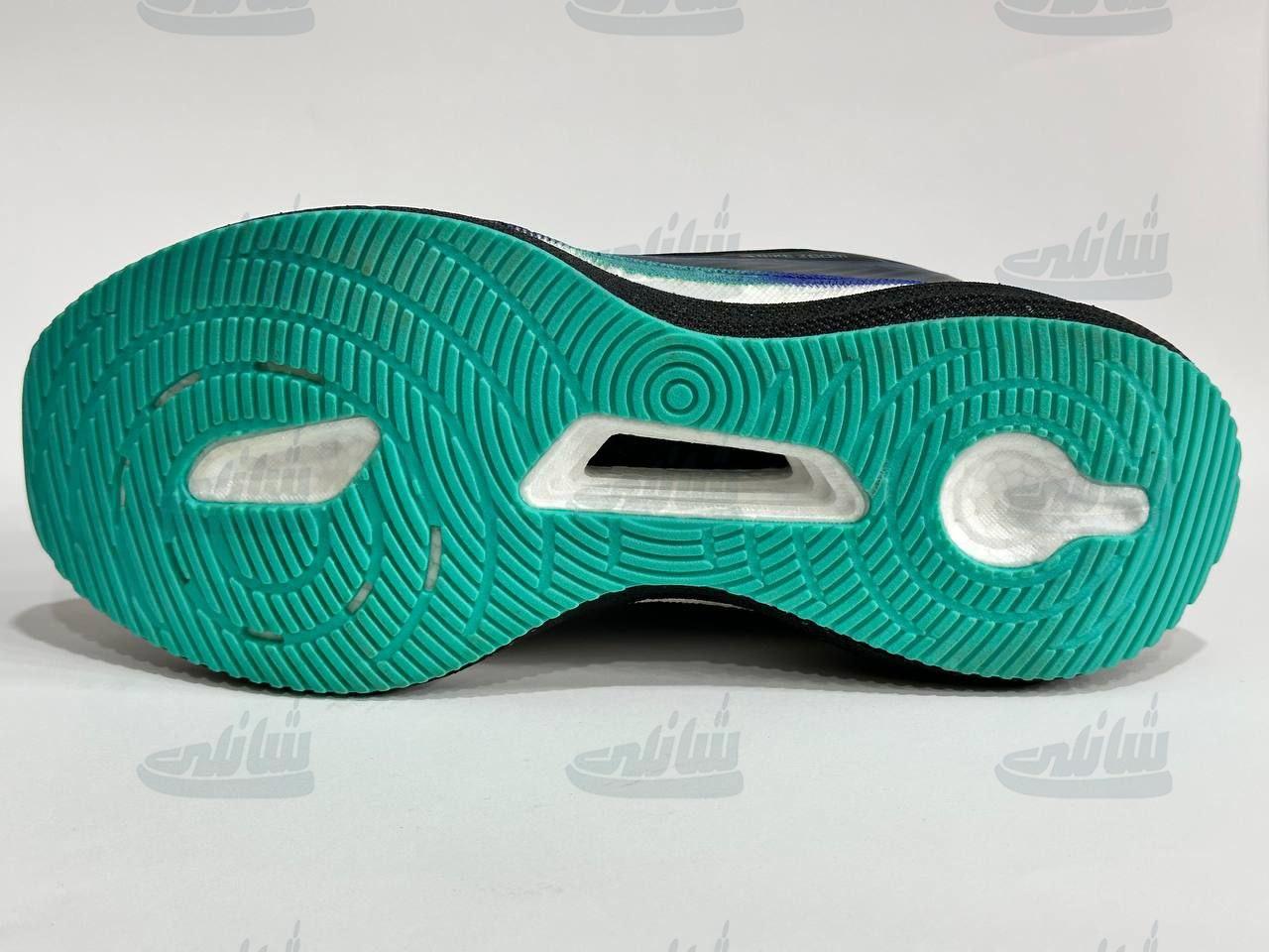 photo_5886595692892376192_y