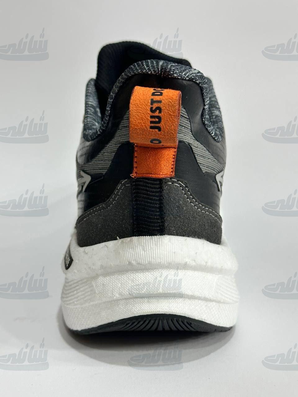 photo_5886595692892376205_y