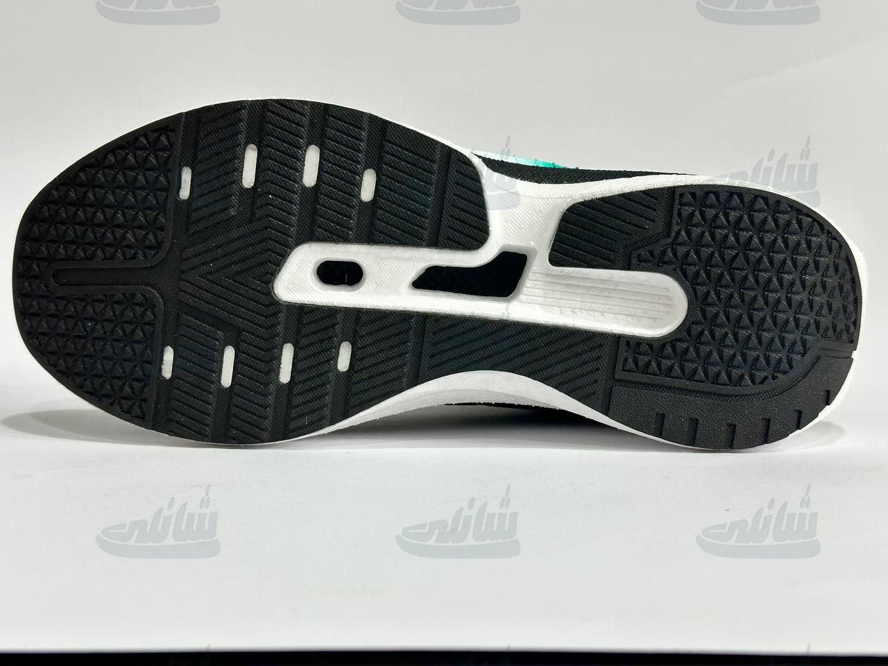 photo_5886595692892376218_y