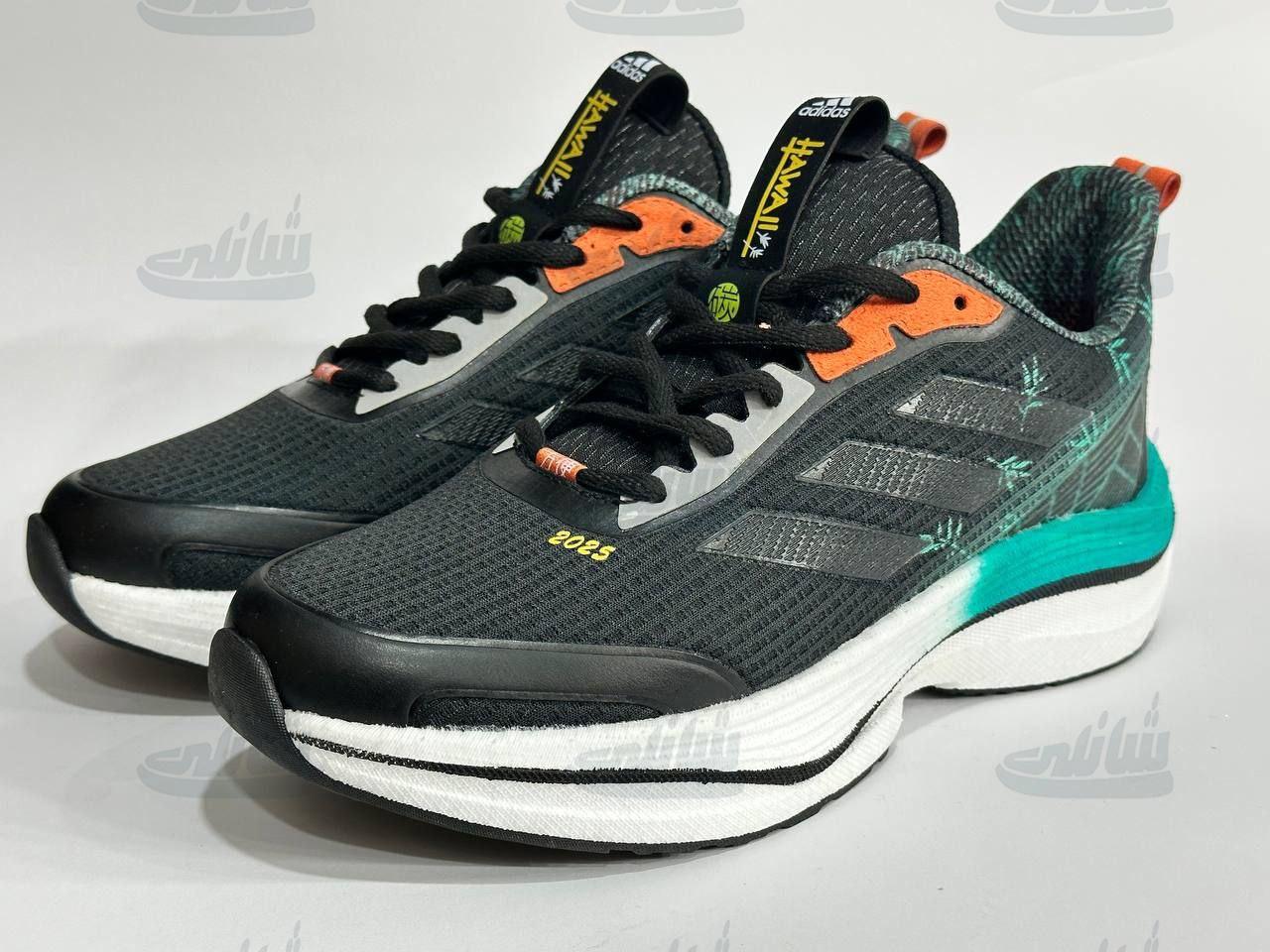 photo_5886595692892376219_y