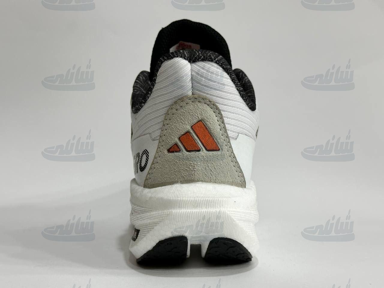 photo_5886595692892376244_y