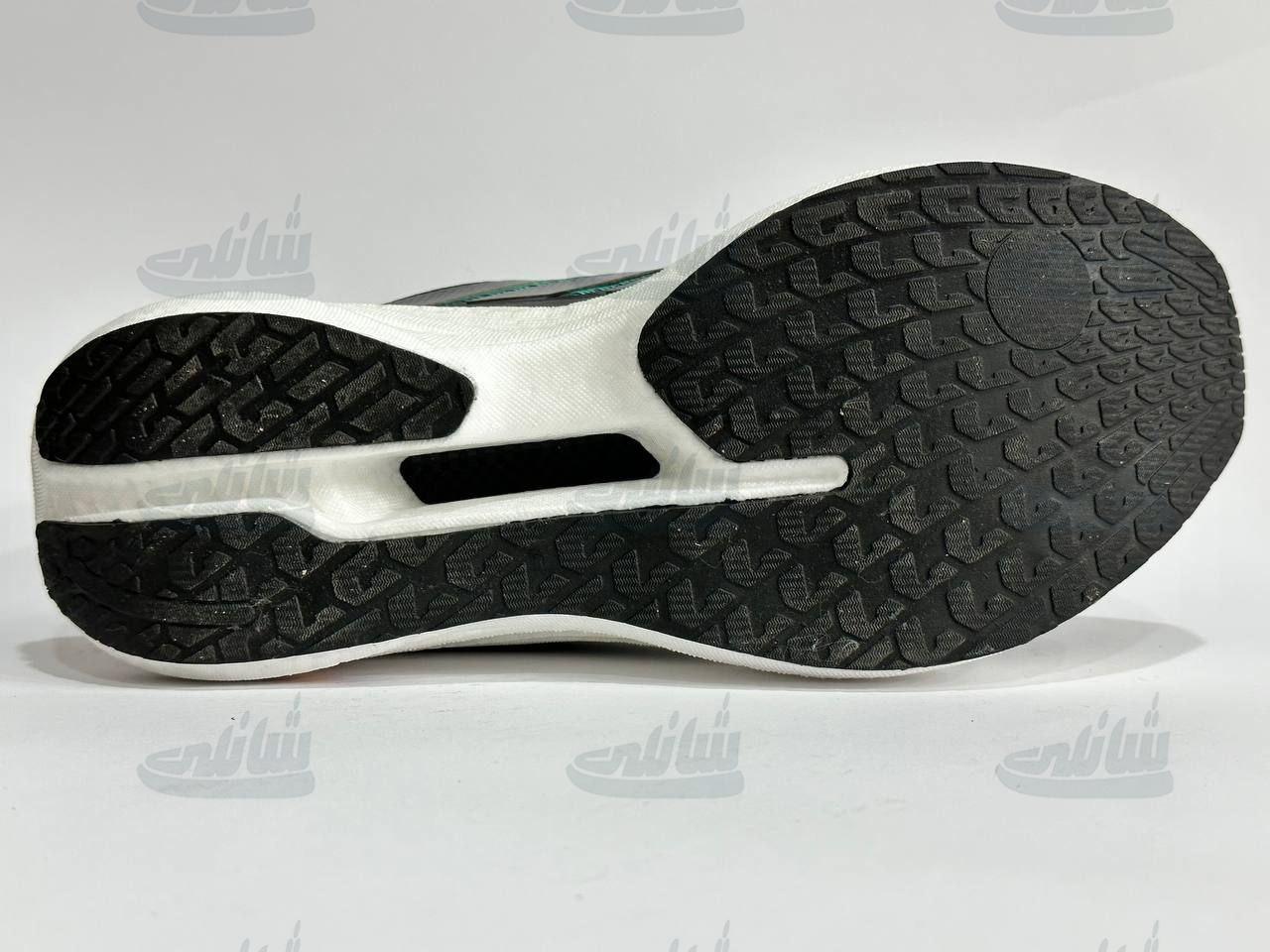 photo_5886595692892376251_y