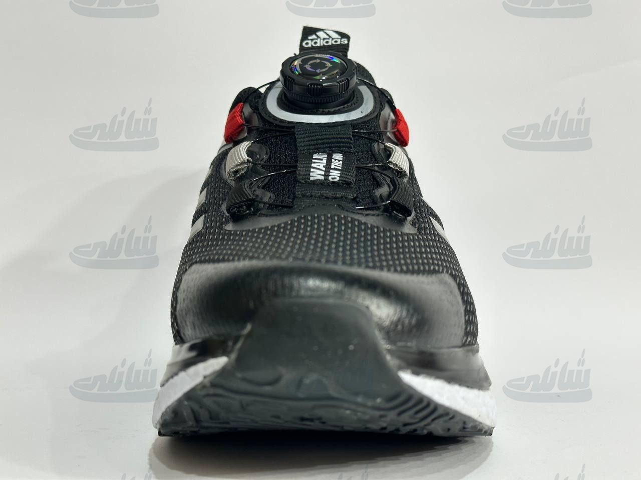 photo_5886595692892376283_y