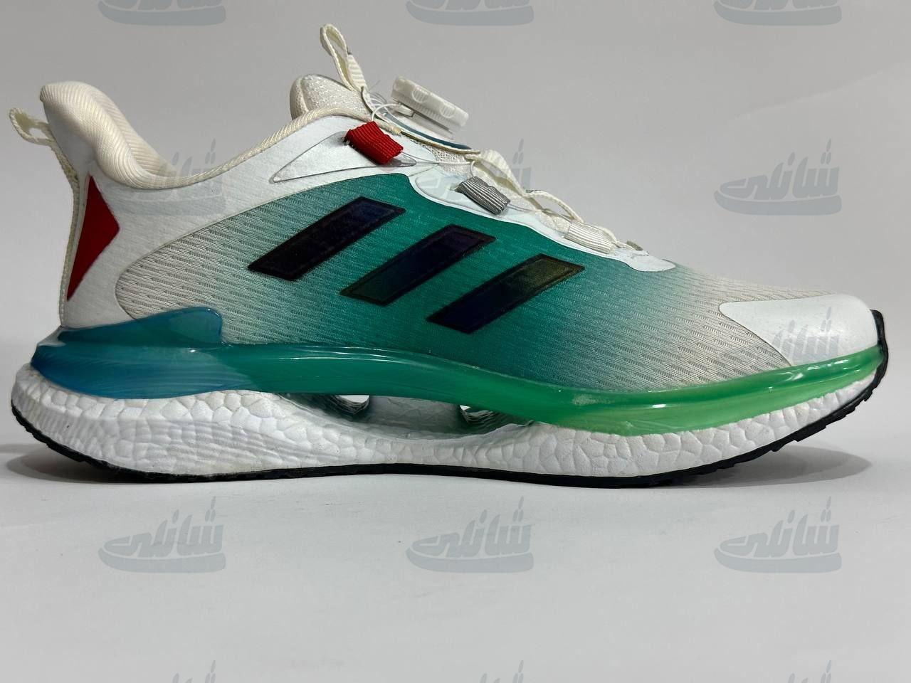 photo_5886595692892376290_y