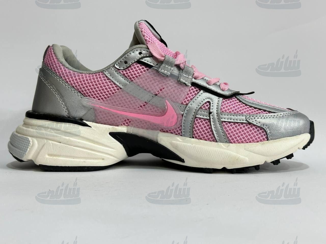 photo_5886595692892376311_y