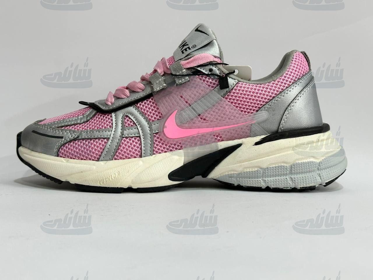 photo_5886595692892376315_y