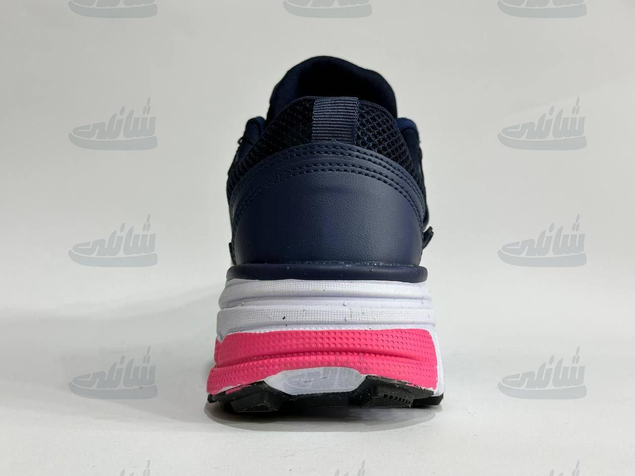 photo_5886595692892376318_y