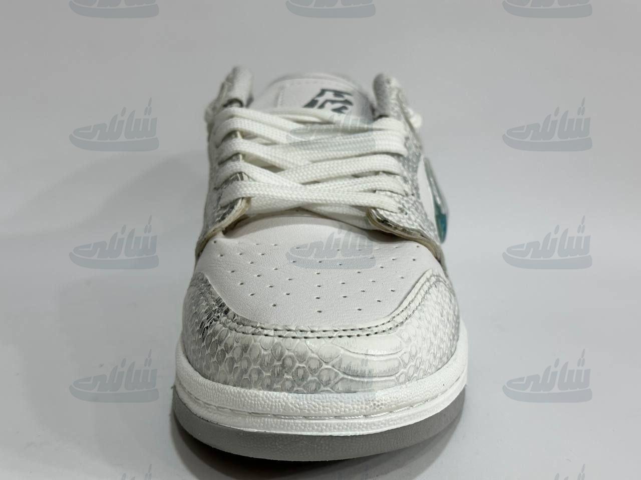 photo_5886595692892376327_y