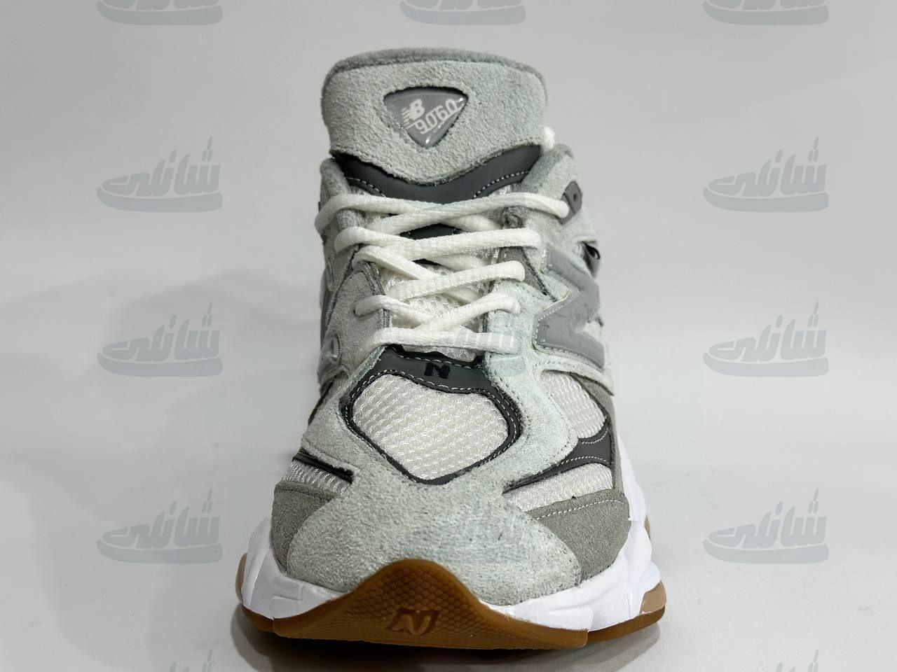 photo_5886595692892376336_y