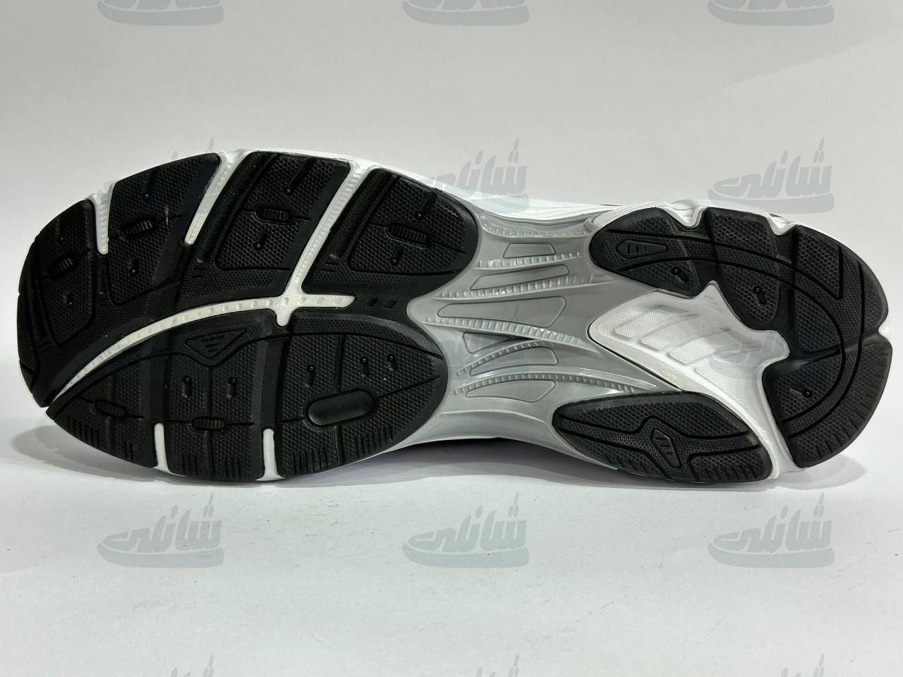 photo_5886595692892376354_y (1)