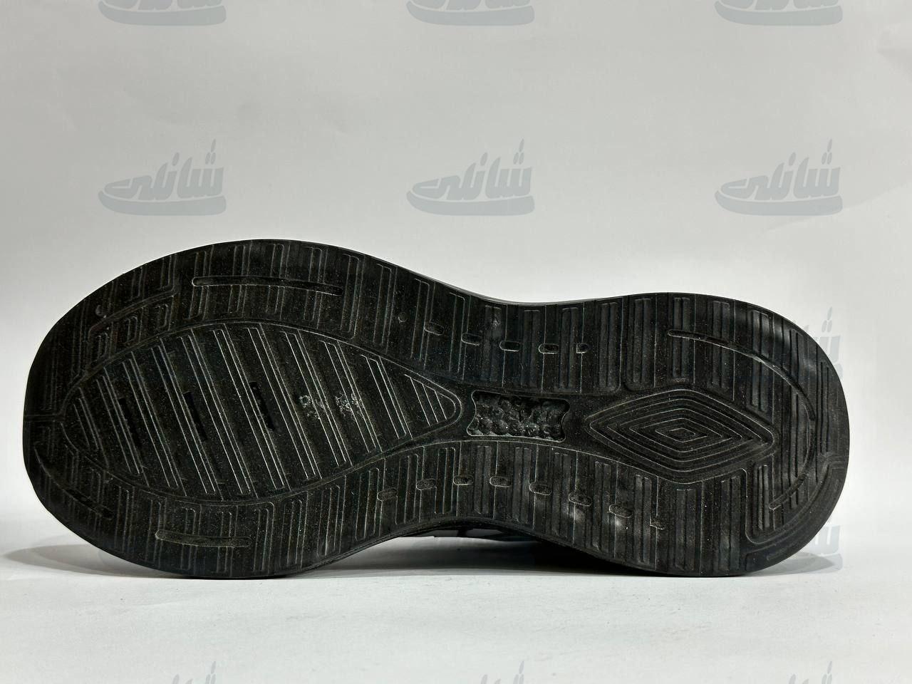 photo_5886595692892376362_y