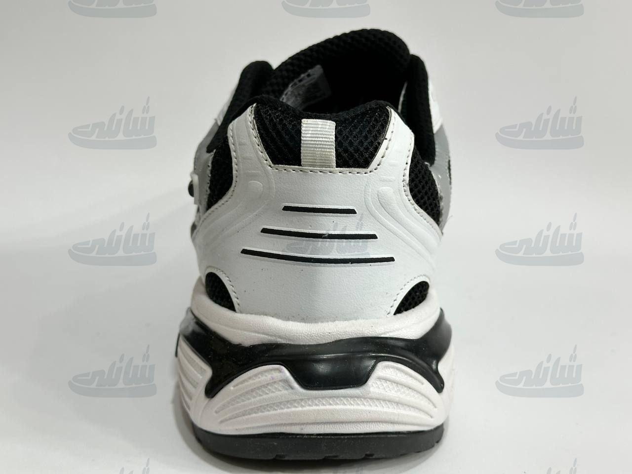 photo_5886595692892376368_y