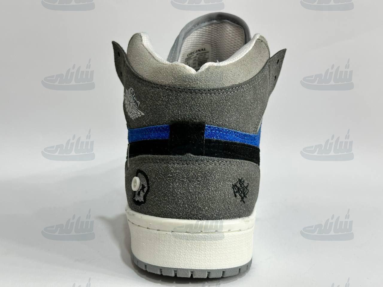 photo_5886595692892376379_y