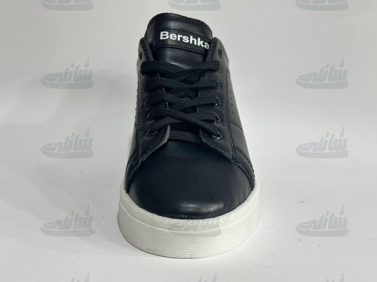 photo_5888847492706060191_y