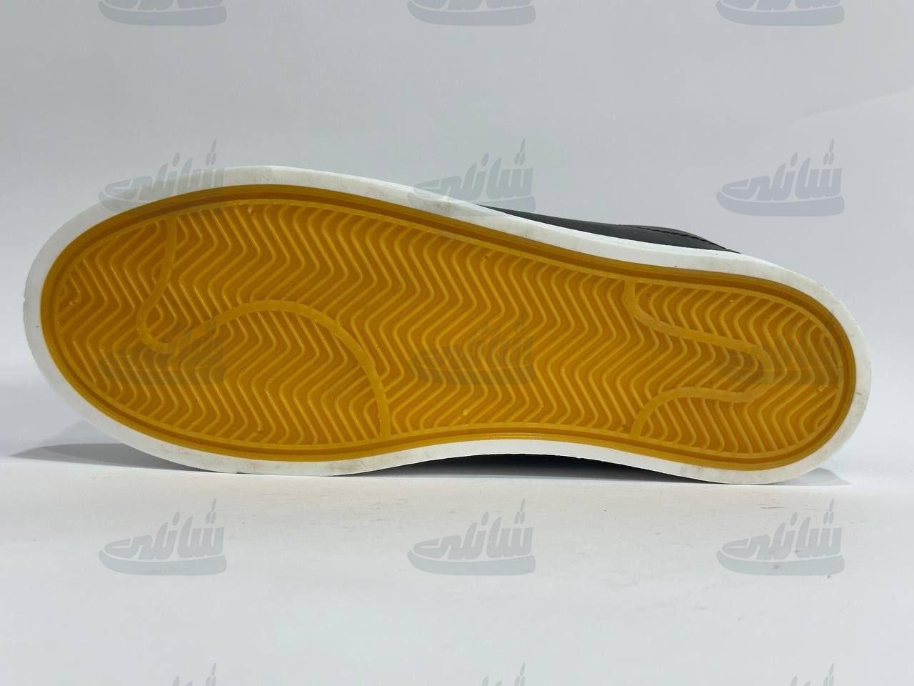 photo_5888847492706060194_y