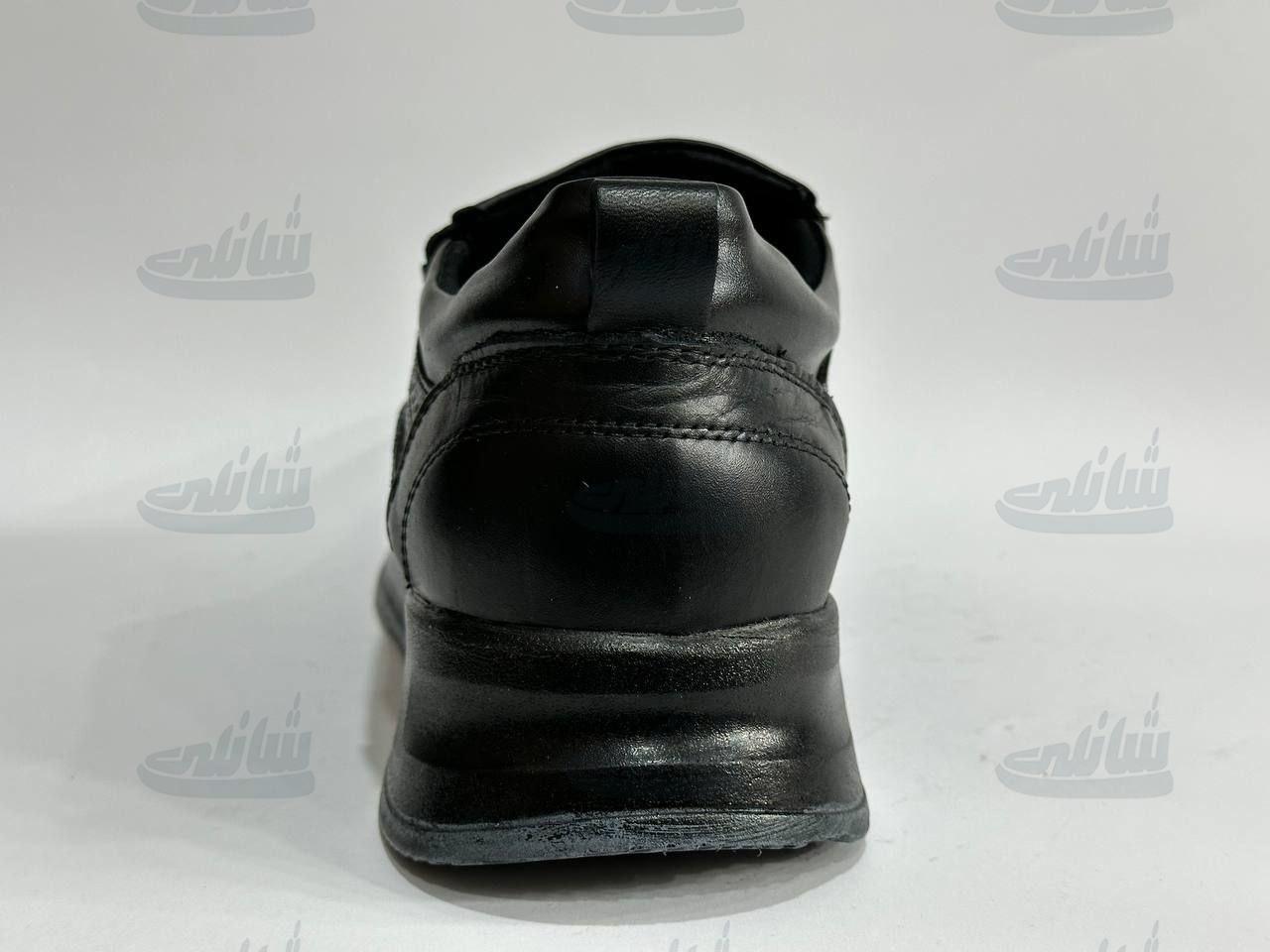 photo_5888847492706060216_y