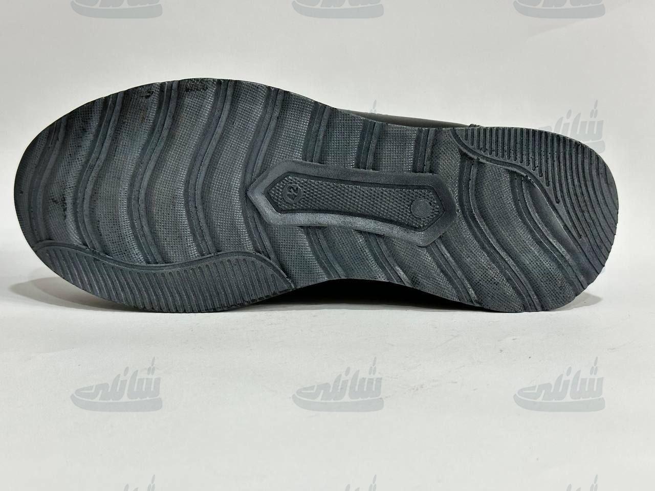 photo_5888847492706060217_y