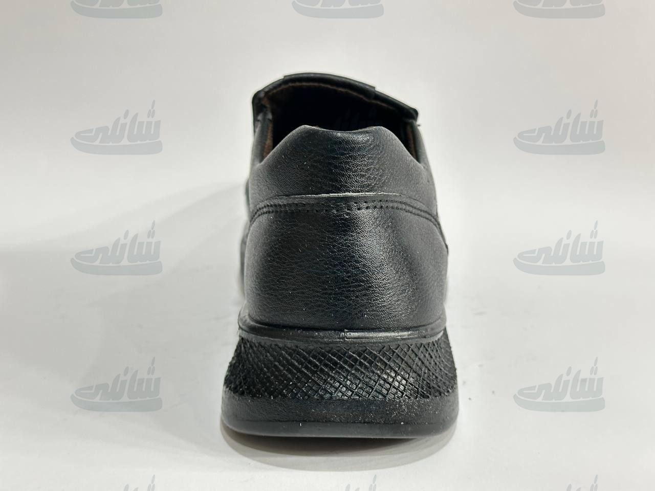 photo_5888847492706060238_y