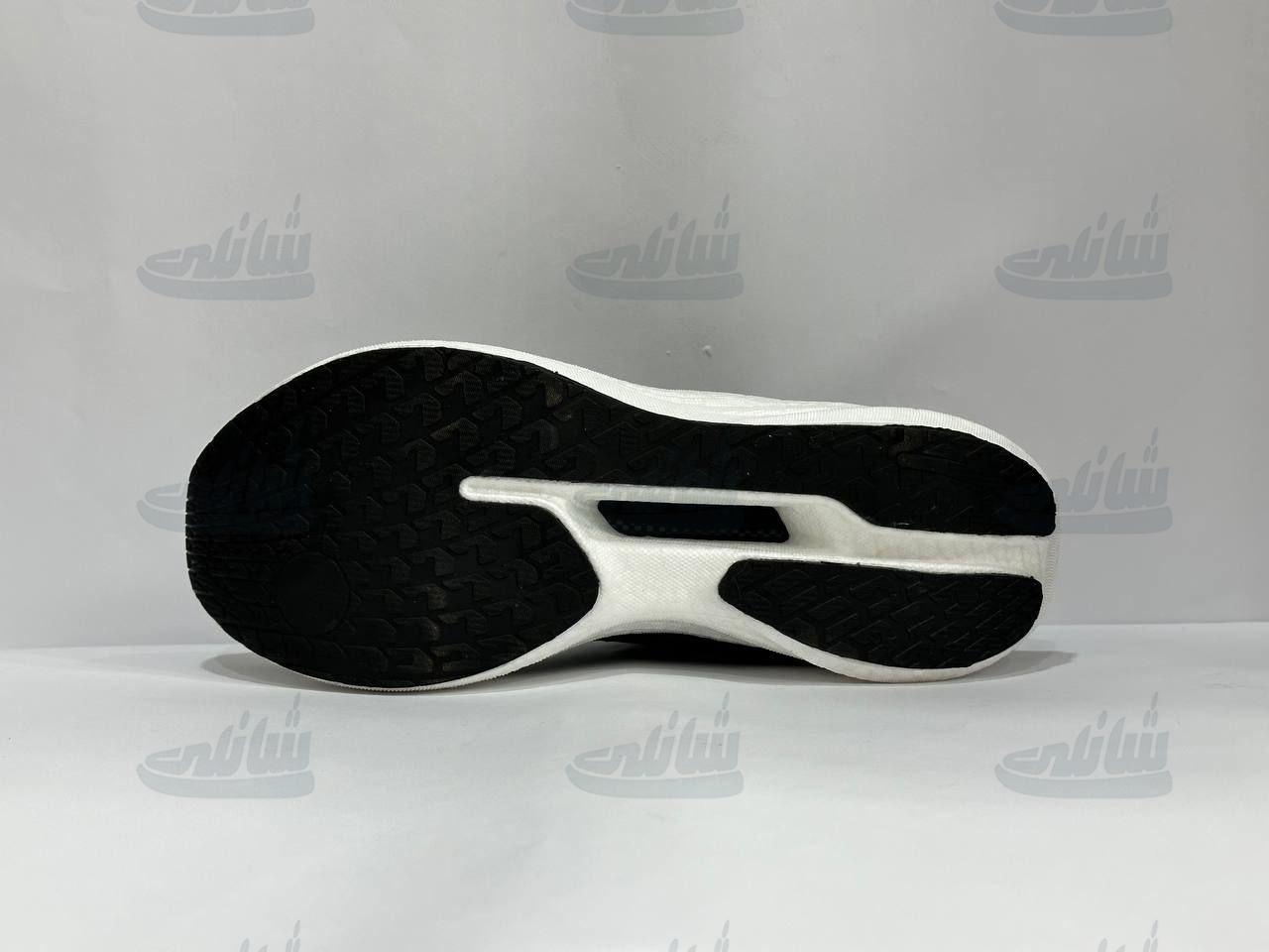 photo_5927243452360279878_y